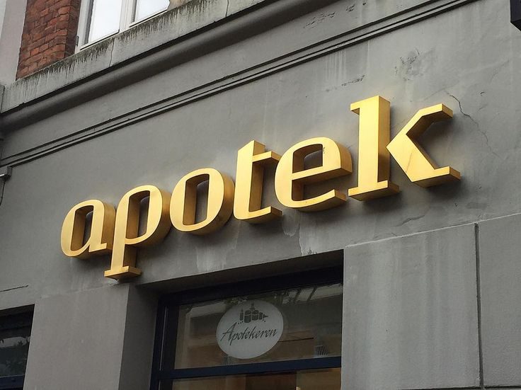 國外品牌形象店面設(shè)計和VI導示設(shè)計欣賞-14